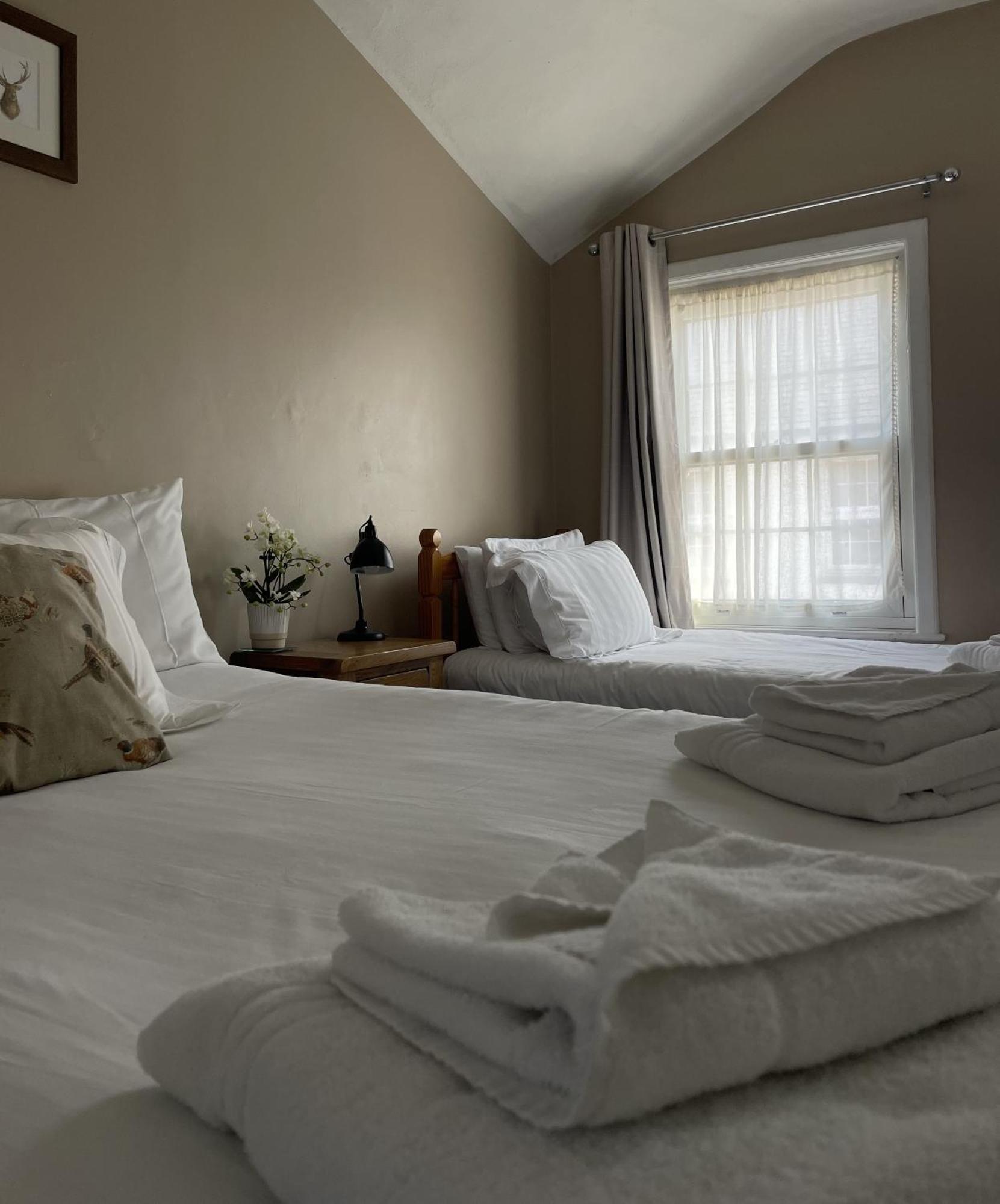 White Hart Hotel Wiveliscombe Quarto foto